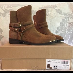 UGG Women’s Kelby Ankle Boot Brown Suede 6.5